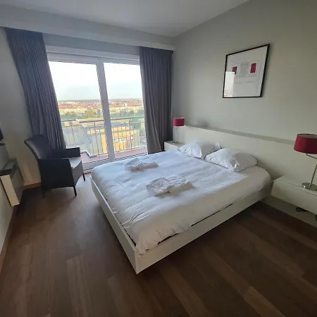 Fjorda's Nestje Oostende